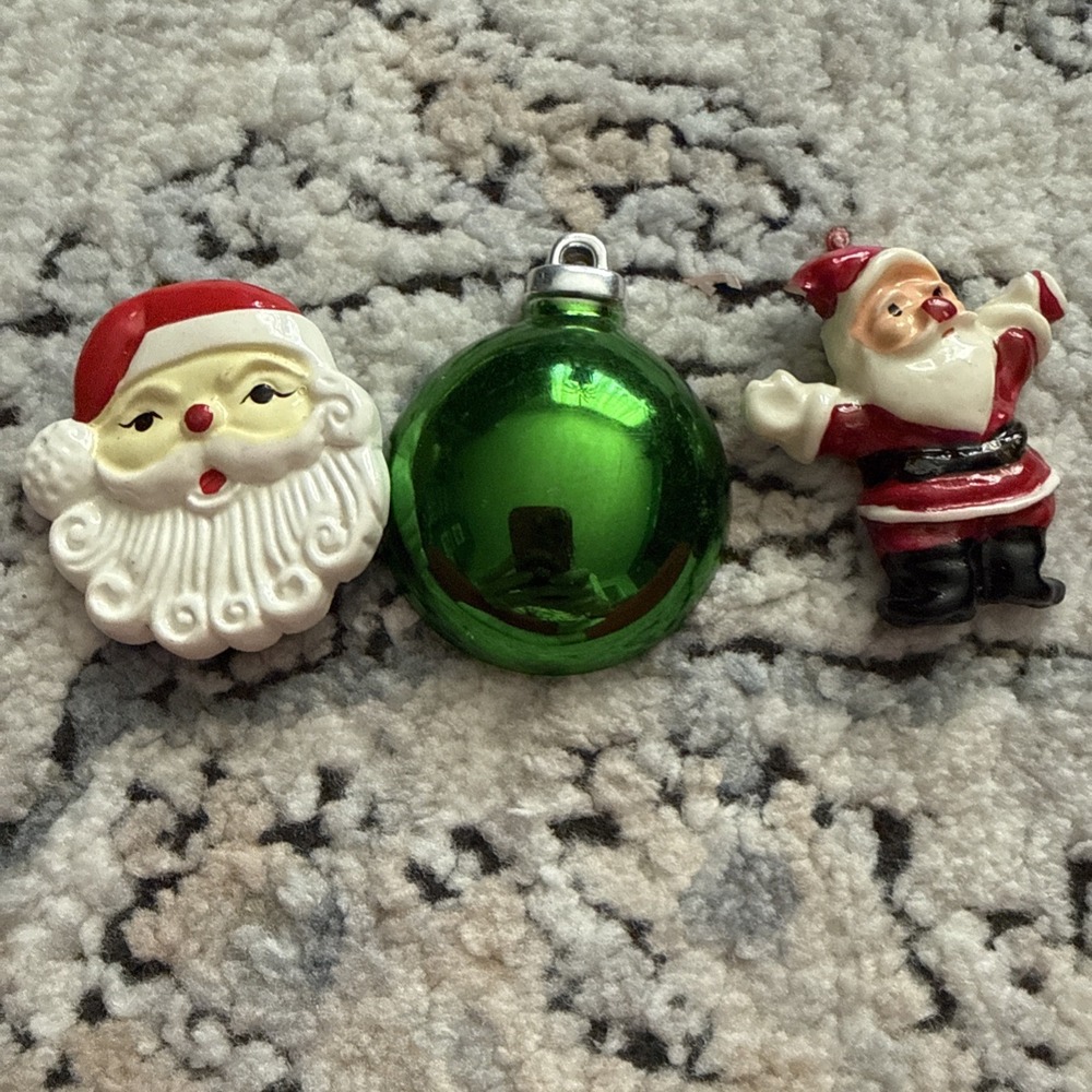 Vintage Plastic Christmas Magnets Set Of 3 Retro Christmas 1.5 Magnets